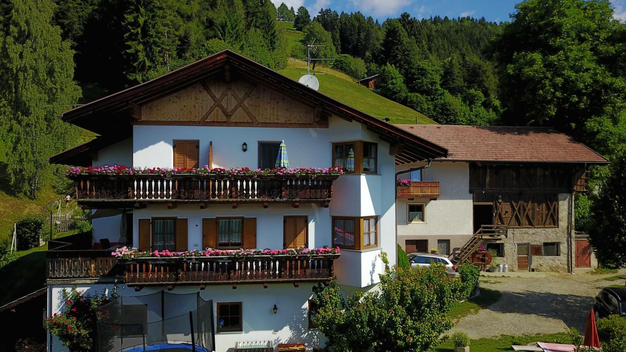 Rasiglerhof Apartman Villandro Kültér fotó